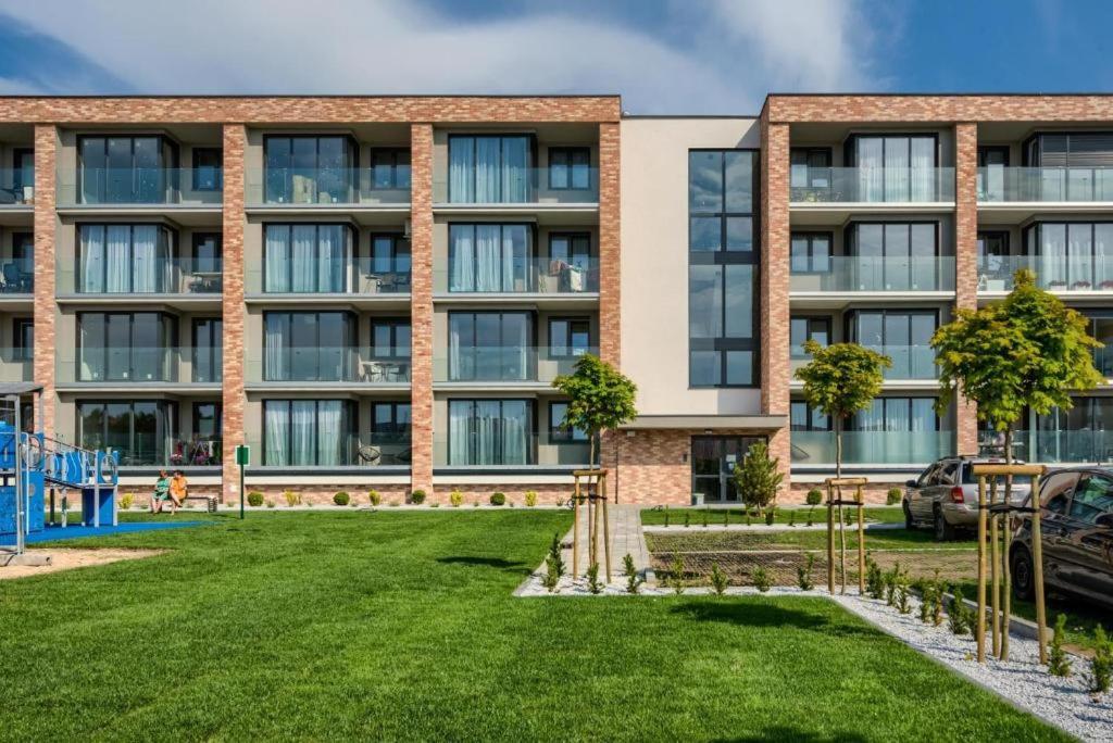 Apartamenty Bursztynowe W Kolobrzegu Sun&Relax Bagian luar foto